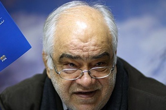 غیاثی: داوران پشت دروازه شهامت تصمیمگیری نداشتند