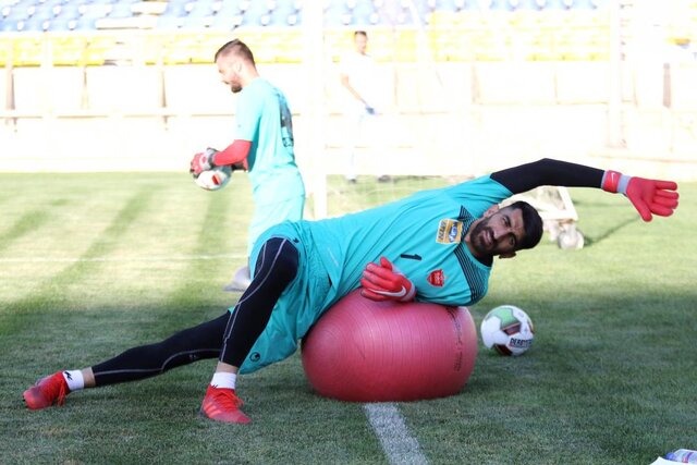 پیشنهاد آنتورپ به پرسپولیس: ماهی 50 هزار یورو حقوق بیرانوند را بدهید تا بماند!