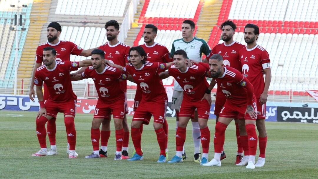 نیمکت تراکتور در تاریخ لیگ برتر: محله بر و بیا