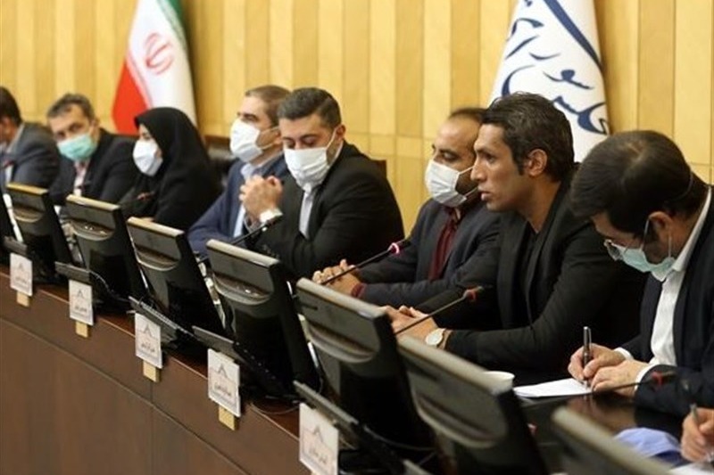 حیدری: بردن میز و صندلی‌های باشگاه به دلیل بدهکار بودن در شأن پرسپولیس نیست