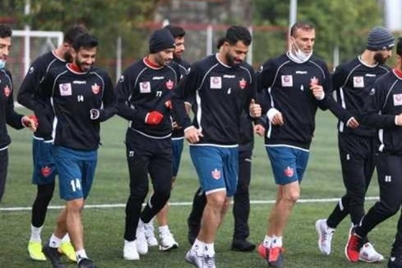 برگزاری تمرین ریکاوری پرسپولیس در ورزشگاه درفشیفر