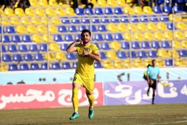 انتظاری: تیم دست و پا بسته‌ای مقابل پرسپولیس نیستیم