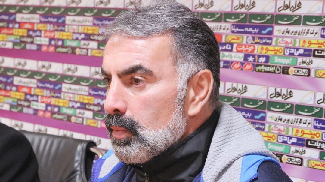 فکری: نباید بازیچه دشمنان استقلال شویم/ چرا از بقیه نیمکت‌ها فیلم نمی‌گیرند؟