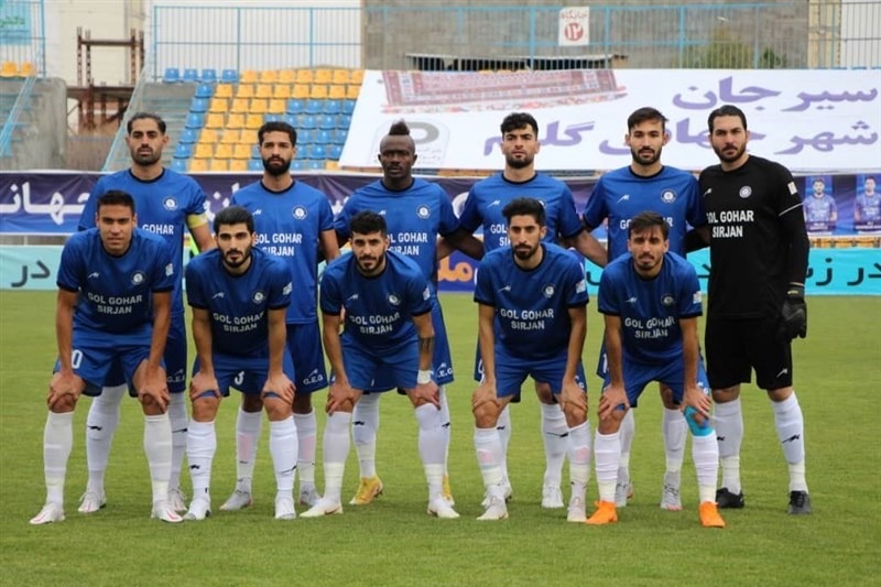 باشگاه گلگهر سیرجان: بعد از دیدار با استقلال تا یکسان شدن تعداد بازیها به میدان نمیرویم