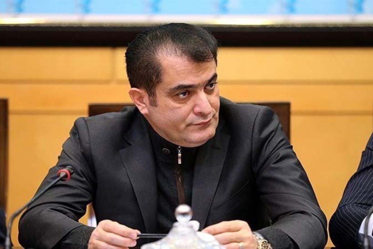 ماجرای حقوق 15 میلیونی سعادتعمند/ خلیل زاده: به تصویب هیئت مدیره نرسیده