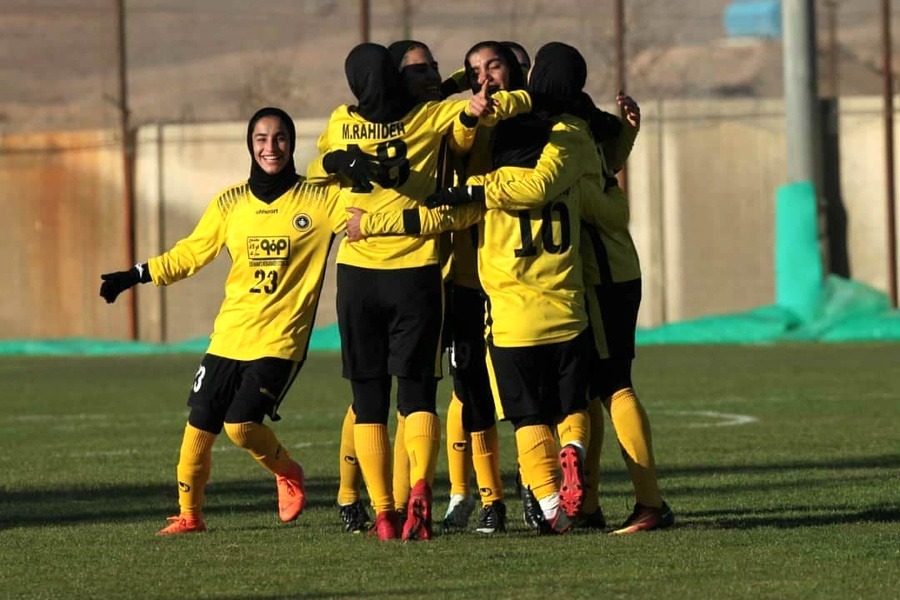 برد با طعم صعود/ پیروزی پرگل سپاهان مقابل نماینده البرز و صعود به پلی‌آف