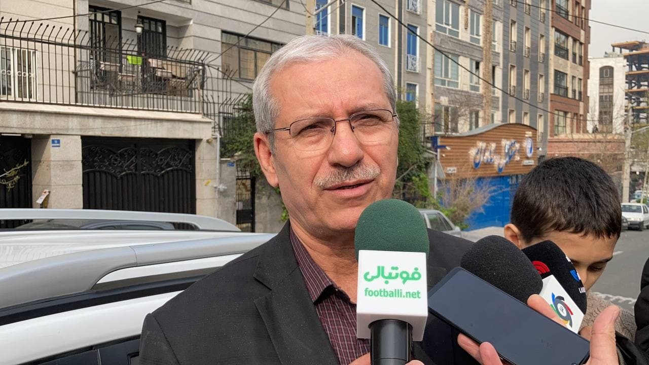 اختصاصی/ گفت و گو با هوشنگ نصیرزاده درباره احتمال معاوضه محمد دانشگر و فرشید باقری با بازیکن تراکتور مدنظر استقلال