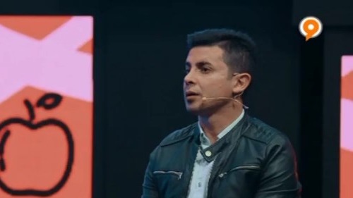 مهدی امیرآبادی: اگر به عقب برگردم باز هم از سایپا به استقلال میروم حتی با اینکه دیگر به تیم ملی دعوت نشدم ، در تیم ملی مثل پژمان جمشیدی فقط یک گل زدم