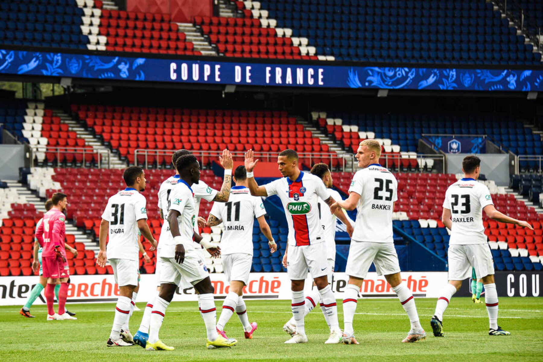 پاری سن ژرمن 5-0 آنژه؛ صعود پاریسیها به مرحله بعد با درخشش ایکاردی