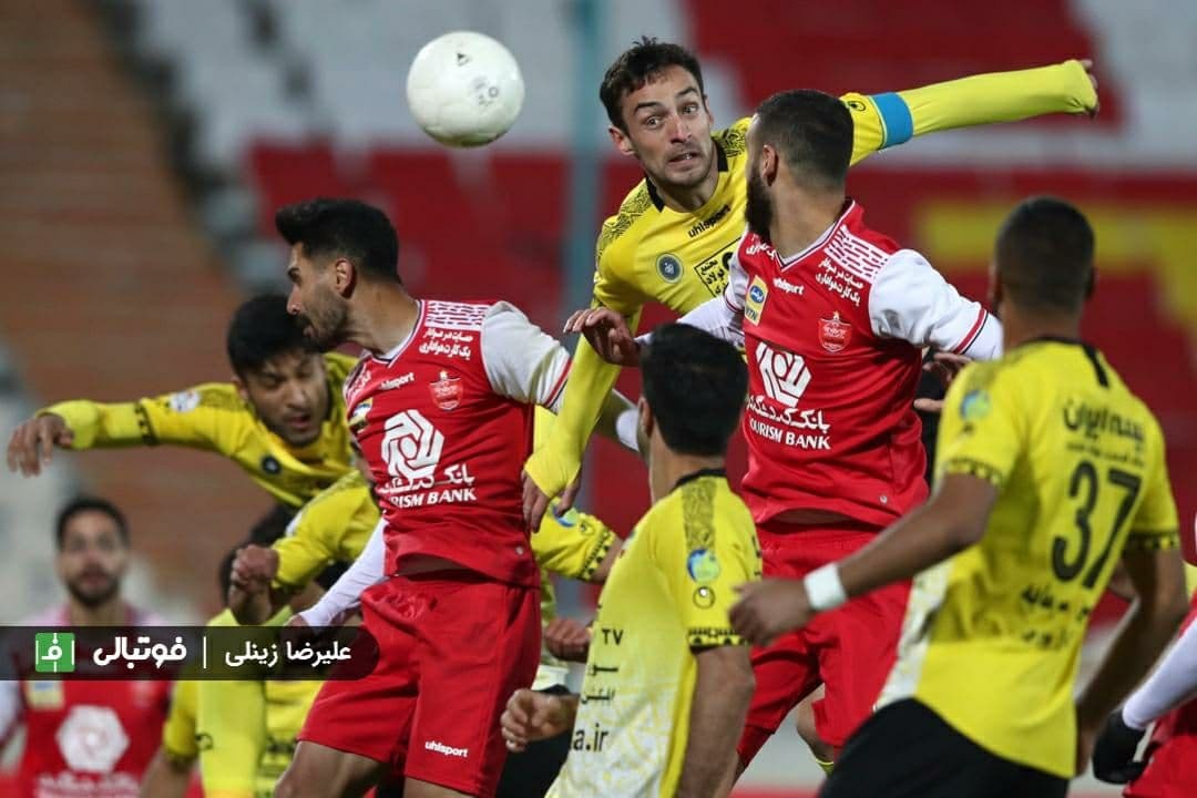 اعتراض پرسپولیس به سازمان لیگ؛ چرا سپاهان بعد از ما بازی میکند؟