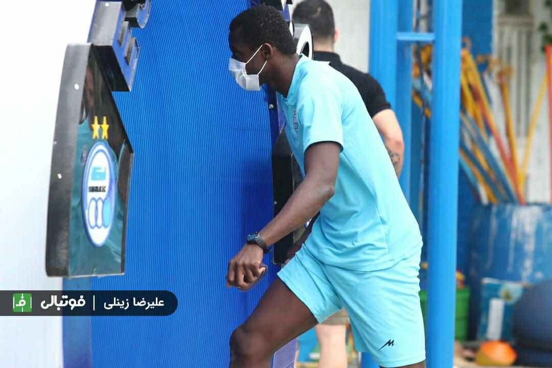 دیاباته روی نیمکت برابر پرسپولیس