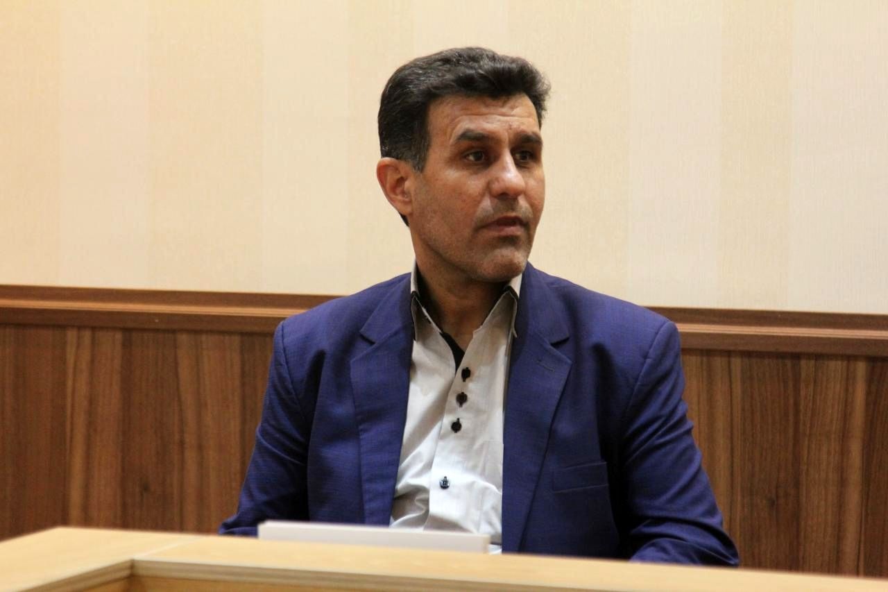 طباطبایی: با تمام ظرفیت از ذوبآهن دفاع میکنم