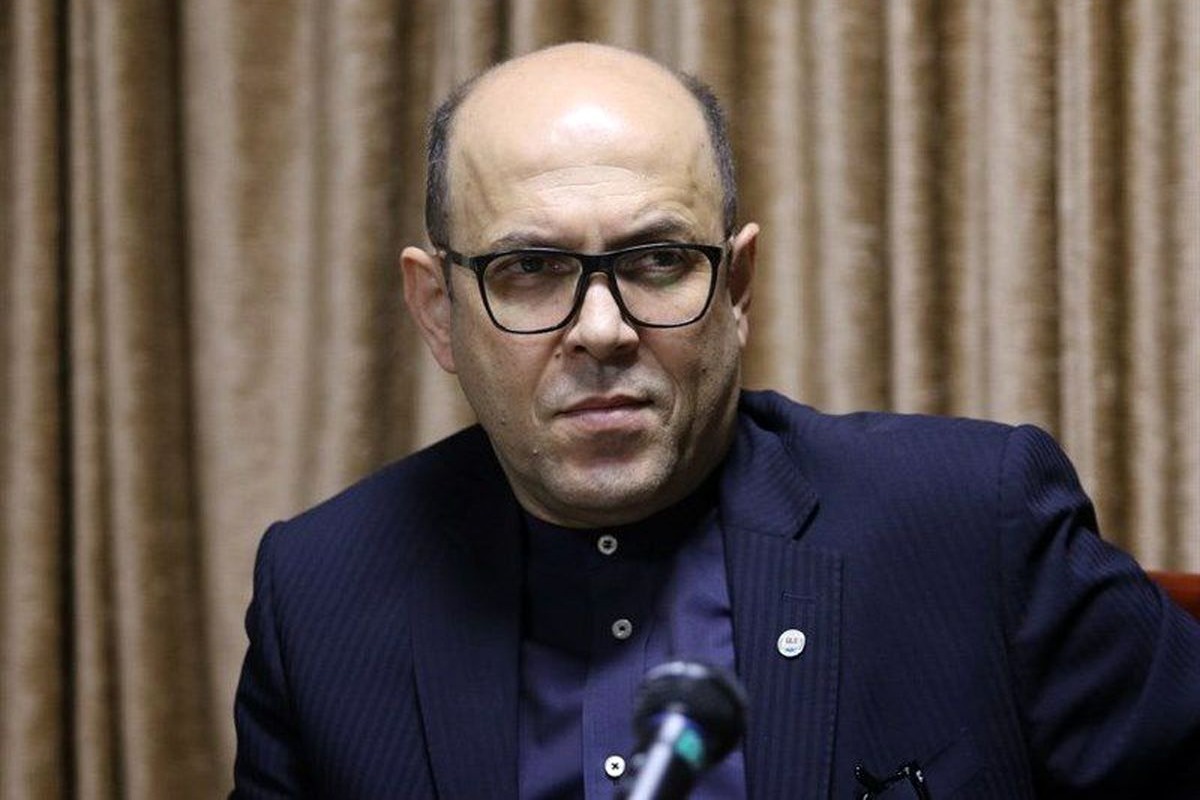 ماجراهای عجیب استوریهای احمد سعادتمند/ این داستان: گلایههای سیزده بندی!