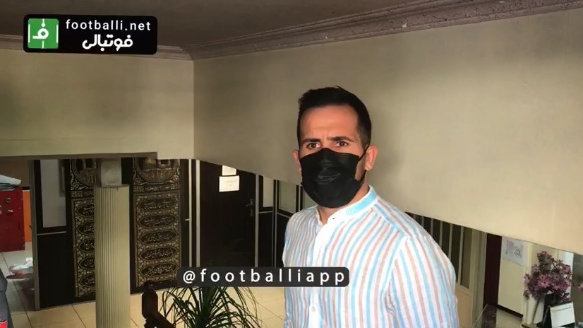 اختصاصی/ حضور محمد آبشک هافبک تیم فولاد در باشگاه پرسپولیس