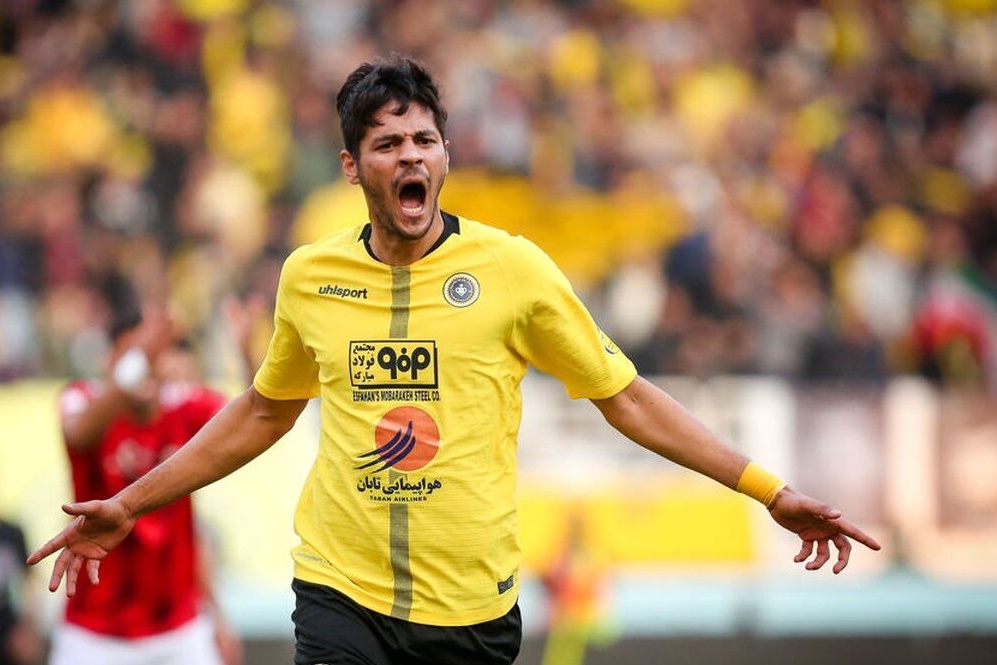 آبی‌ها سدراه پرسپولیسی شدن کی‌روش