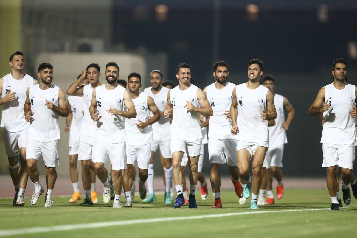 بازیکن استقلال در امارات به کرونا مبتلا شد/ 2 نفر دیگر مشکوک هستند