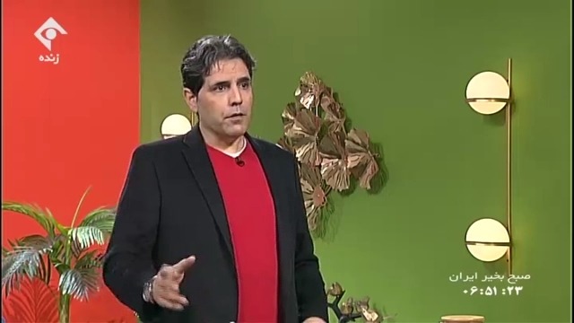 روایت مجری تلویزیون از زمانی که نفت تهران می خواست به آسیا اعزام شود: کنار یک سوله تعدادی پیراهن ریخته بودیم و می گفتیم اینجا فروشگاه ماست