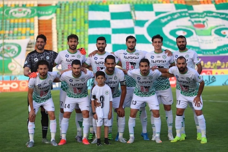 سرپرست ذوبآهن: داور با تصمیمش تب و تاب بازی را گرفت