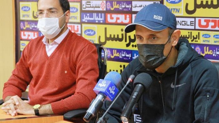 کنفرانس خبری گل محمدی پیش از بازی پرسپولیس - صنعت نفت