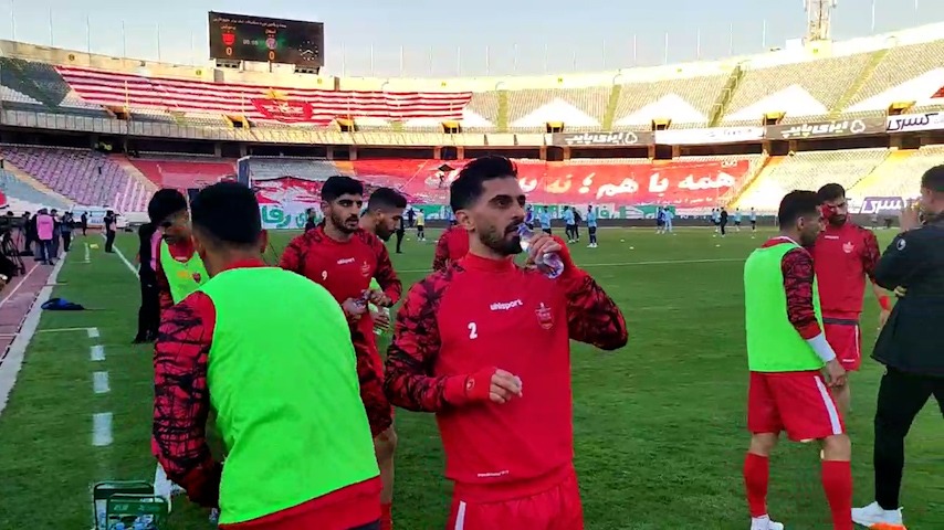 اختصاصی/ گرم کردن بازیکنان پرسپولیس پیش از دربی