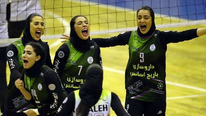 لیگ برتر والیبال بانوان| ذوب‌آهن قهرمان نیم فصل شد