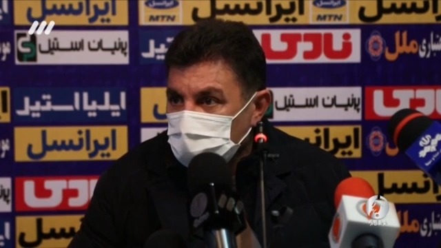 فوتبال برتر/ حواشی بازی ذوب آهن و گل گهر