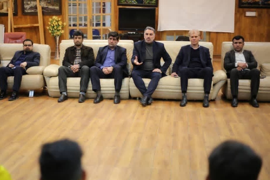 سرمربیان سابق استقلال از هم جدا شدند