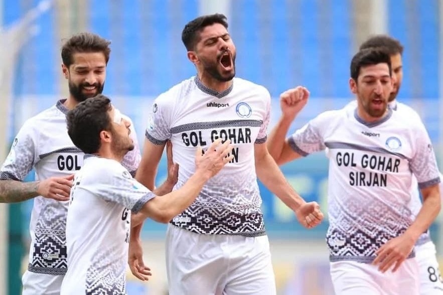 دفاع چپ گل‌گهر؛ استقلالی یا پرسپولیسی؟
