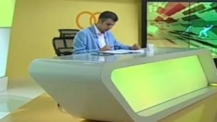7 سال پیش در برنامه نود: نام چند بازیکن که رباط پاره کردند هم وسط می آید که یکی از آنها بختیار رحمانی است که او هم کارت معافیت پزشکی گرفته آن هم در زمانی که در باشگاه فولاد بازی میکرد