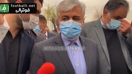 اختصاصی/ گفت و گوی وزیر ورزش با خبرنگاران درباره واگذاری بخشی از سهام استقلال و پرسپولیس، اساسنامه فدراسیون فوتبال و برگزاری بازی تیم ملی مقابل لبنان در مشهد