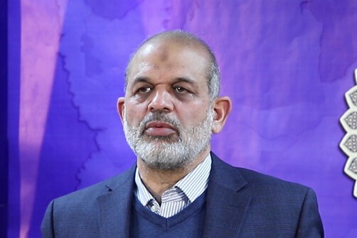 وزیر کشور تاکید کرد: حضور تماشاگران در شهرآورد با رعایت پروتکلها در سقف مجاز مانعی ندارد
