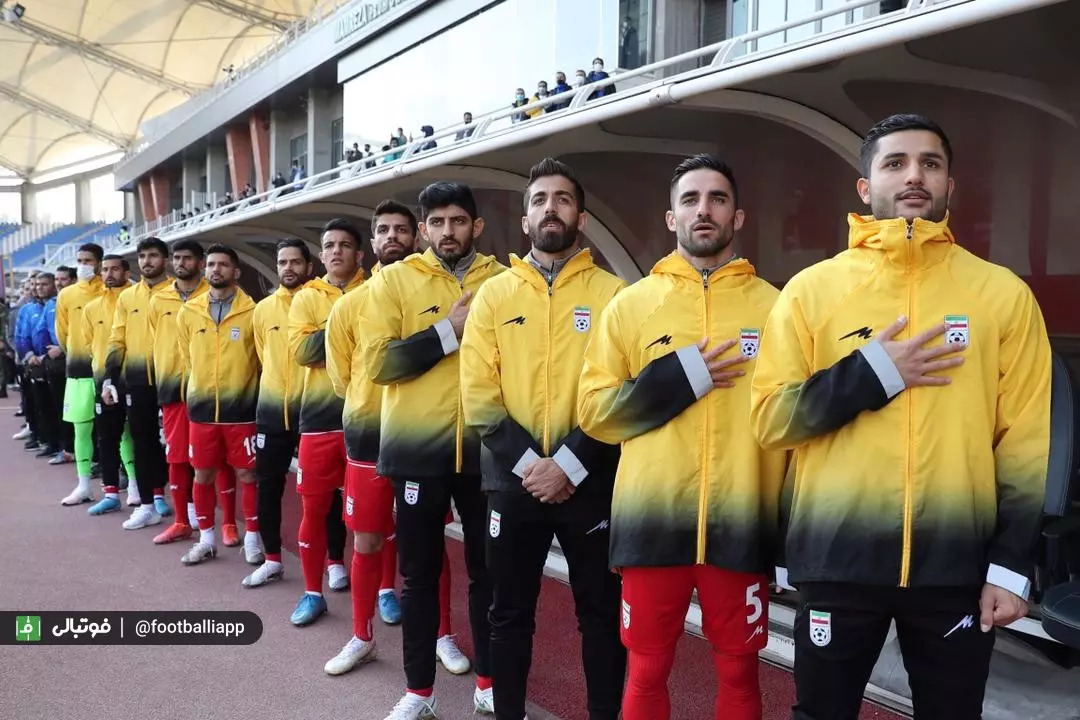 همایون شاهرخی: دروغ نگوییم، گروه‌مان راحت نیست