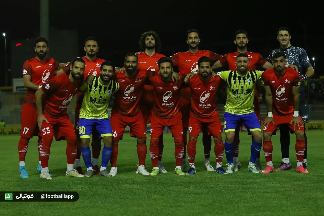 بخشی از قرارداد بازیکنان تراکتور پرداخت شد