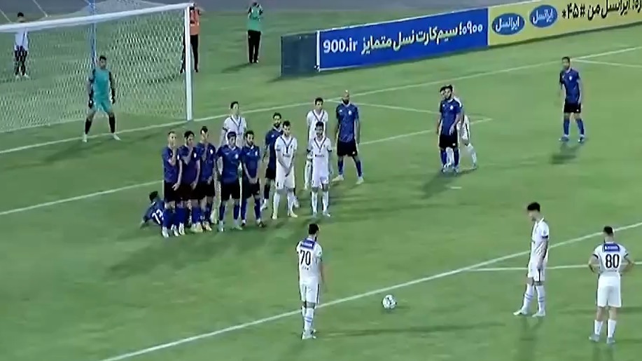 گل زیبای بارانی برای ملوان مقابل استقلال ملاثانی از روی ضربه ایستگاهی