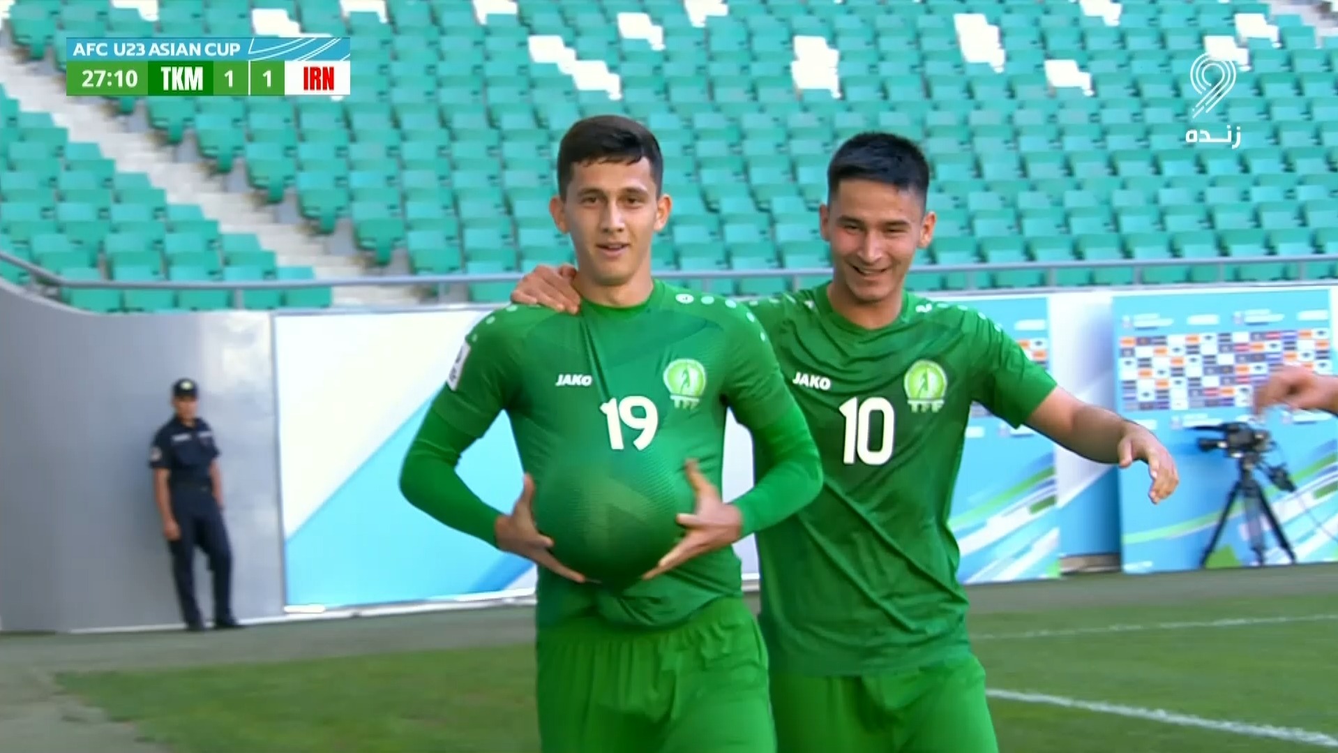 گل اول امید ترکمنستان به امید ایران (ساپارگولیف)