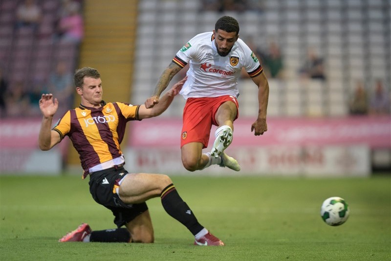 حذف هال سیتی از جام اتحادیه انگلیس در حضور ۶۰ دقیقه‌ای صیادمنش