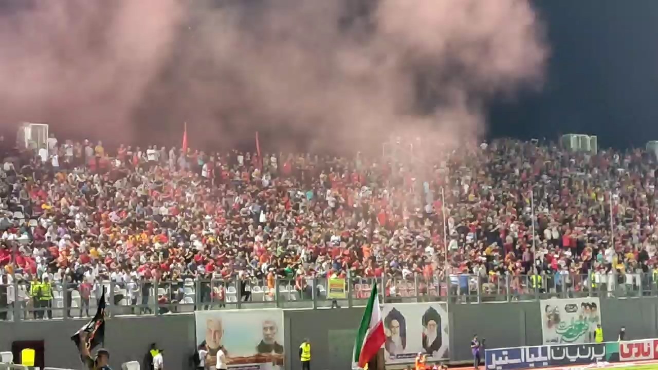 اختصاصی/ جو وحشتناک ورزشگاه وطنی قائمشهر پس از گل دوم و تساوی نساجی