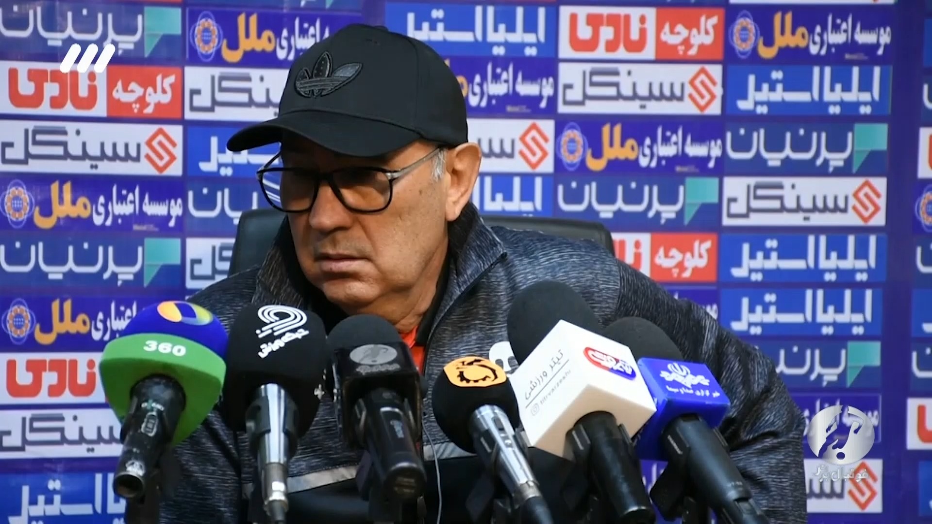 فوتبال برتر / حواشی بازی مس رفسنجان 1-0 تراکتور