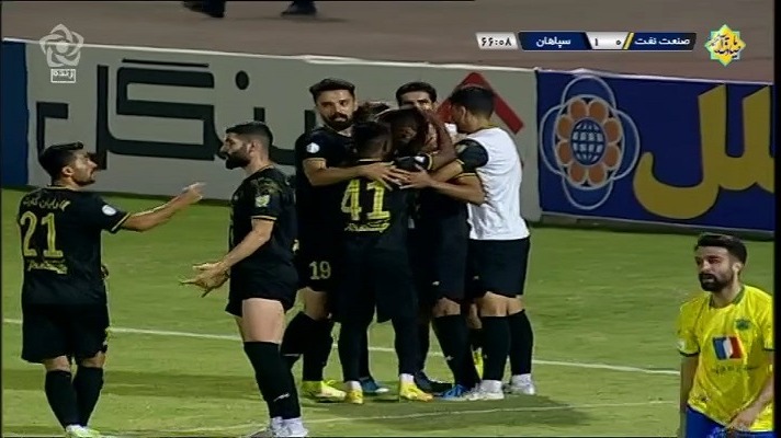 گل اول سپاهان به صنعت نفت آبادان (مسعود ریگی)