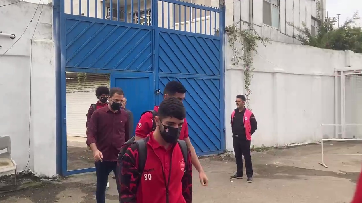 اختصاصی/ ورود تیم پرسپولیس به ورزشگاه برای بازی با ملوان