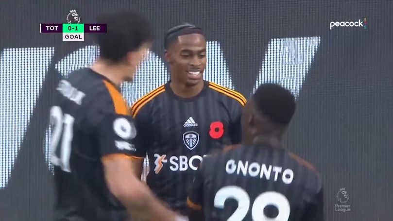 گل اول لیدزیونایتد به تاتنهام (سامرویل)