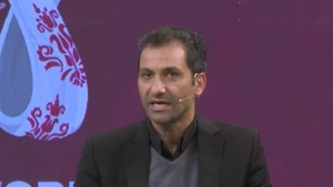 برخورد با دو داور VAR پس از اشتباه علیرضا فغانی در بازی پرتغال و لروگوئه از زبان منصوری