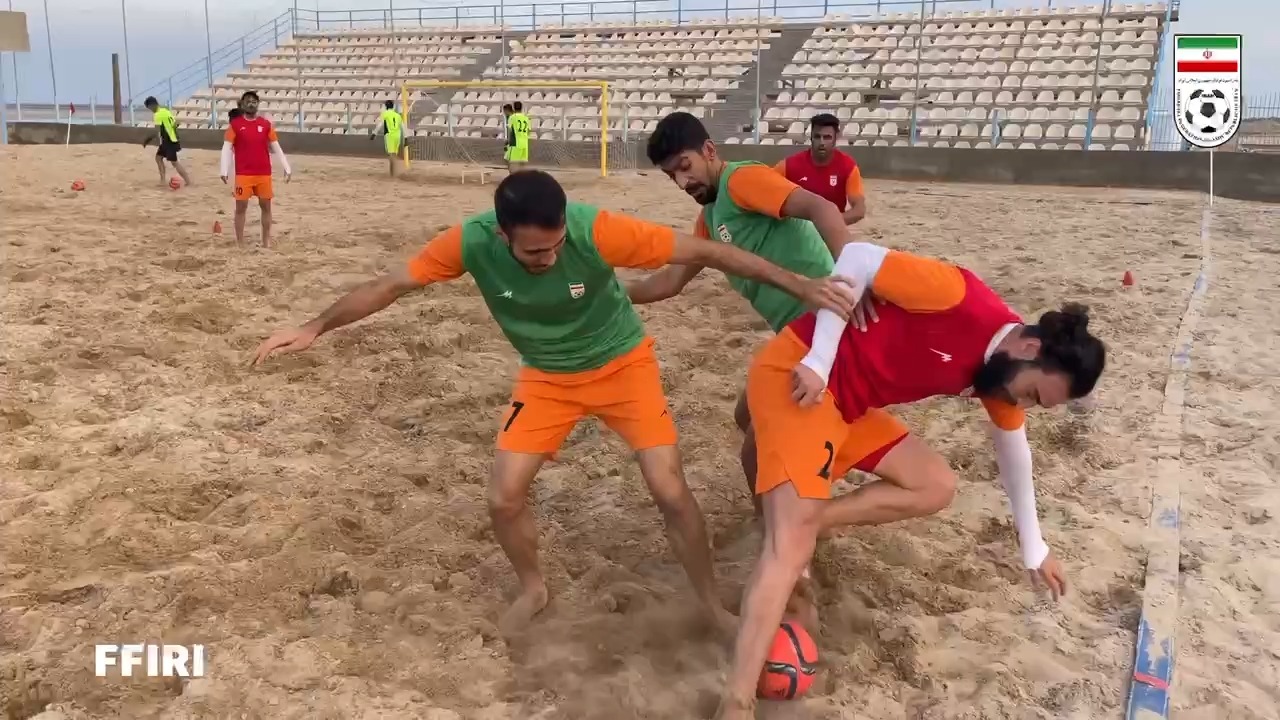 تمرینات تیم ملی فوتبال ساحلی در بوشهر فوتبالی | 