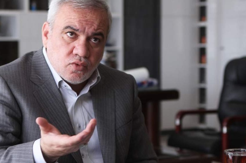 طعنه فتحاللهزاده به آجورلو: قرار نیست شما از جیب دیگران بازیکن بزرگ بگیرید!