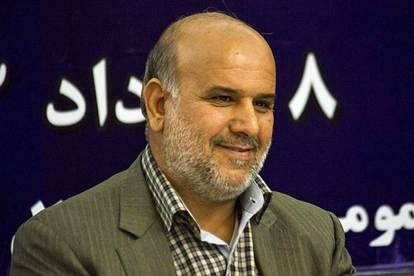 طالقانی: سقوط تیمهای نفتی خوزستان را برگردن هیات فوتبال نیندازید