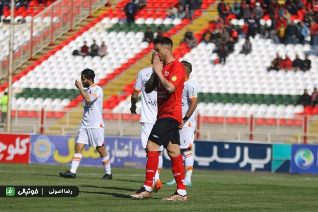 عید برای گومز وقت خوشگذرانی نیست!