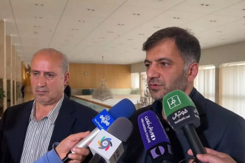 استقلالیها در انتظار جلسه بانک شهر