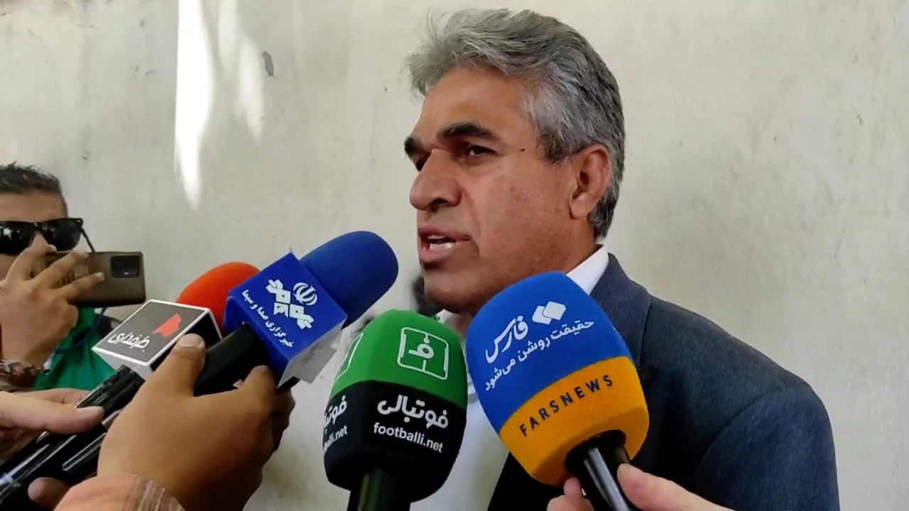 اختصاصی/ فغانپور: شکایت عزیزی خادم هیچ مشکلی برای فدراسیون ایجاد نمیکند