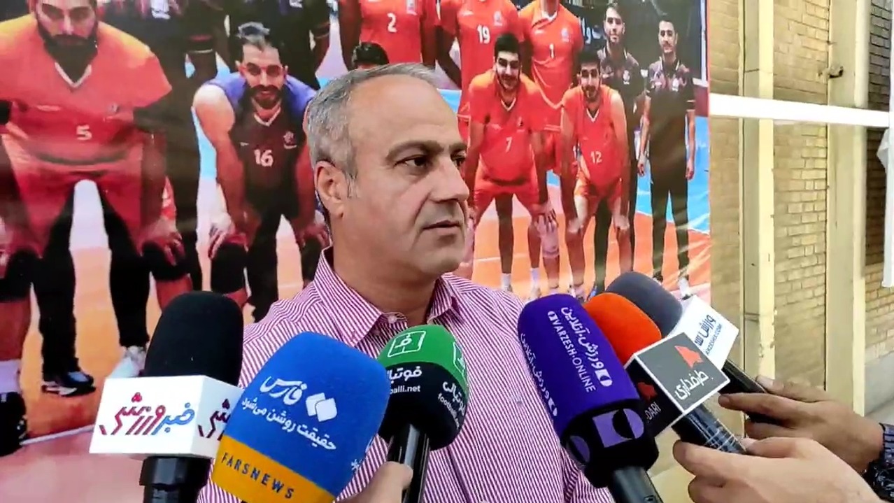 اختصاصی/ خبیری عضو هیات مدیره پرسپولیس: اگر کسی از قهرمانی ما خوشحال نشده، حق توهین ندارد/ ساپینتو گفت پرسپولیس لایق قهرمانی نبوده و این توهین است/ استقلالی‌ها سابقه مرا نمی‌دانند