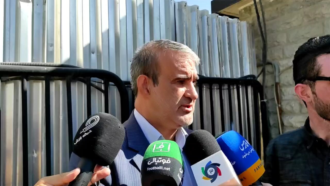 اختصاصی/ صحبتهای منصور قنبرزاده پس از بازگشت تیم ملی فوتبال ایران به تهران